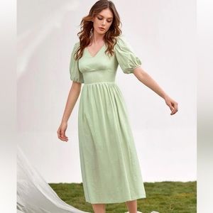 SHEIN Mint Green Midi Dress size Medium. NWOT in excellent condition